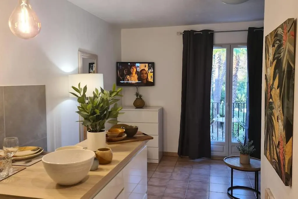 Studio Meuble En Face Du Golf Cote Piscine Mouans-Sartoux 0*,