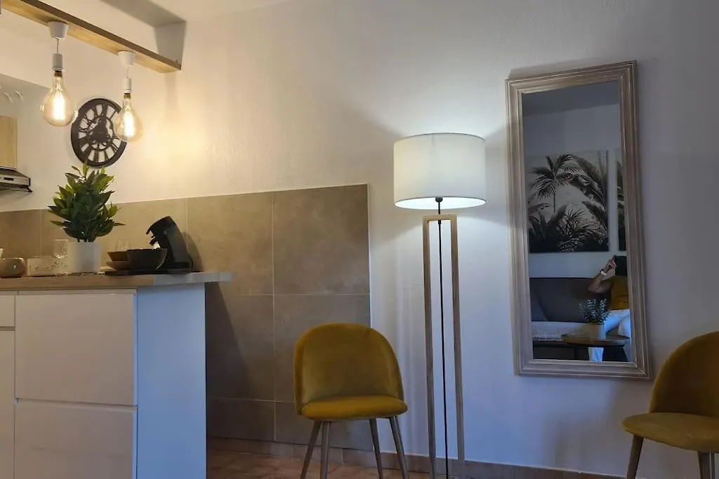 Studio Meuble En Face Du Golf Cote Piscine Mouans-Sartoux