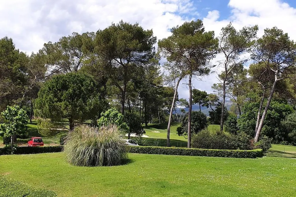 Studio Meuble En Face Du Golf Cote Piscine Mouans-Sartoux
