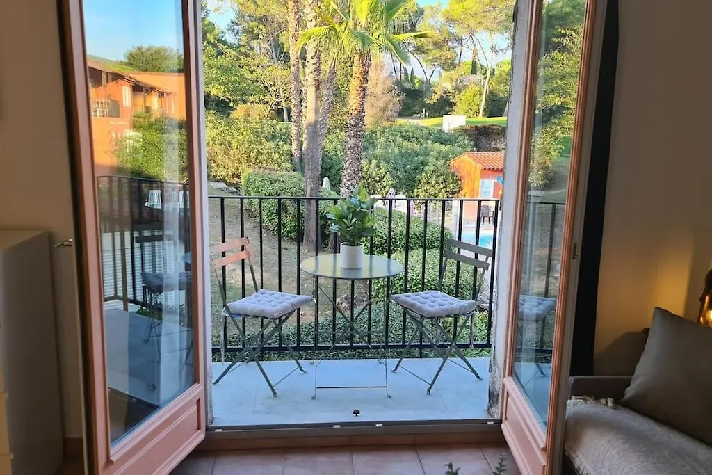 Apartment Studio Meuble En Face Du Golf Cote Piscine Mouans-Sartoux