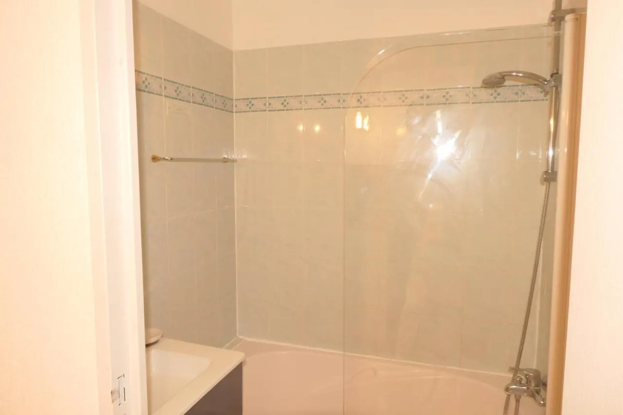 Studio Meuble En Face Du Golf Cote Piscine Mouans-Sartoux