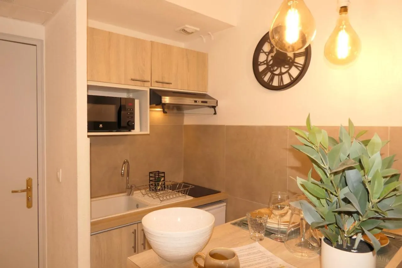 Studio Meuble En Face Du Golf Cote Piscine Mouans-Sartoux