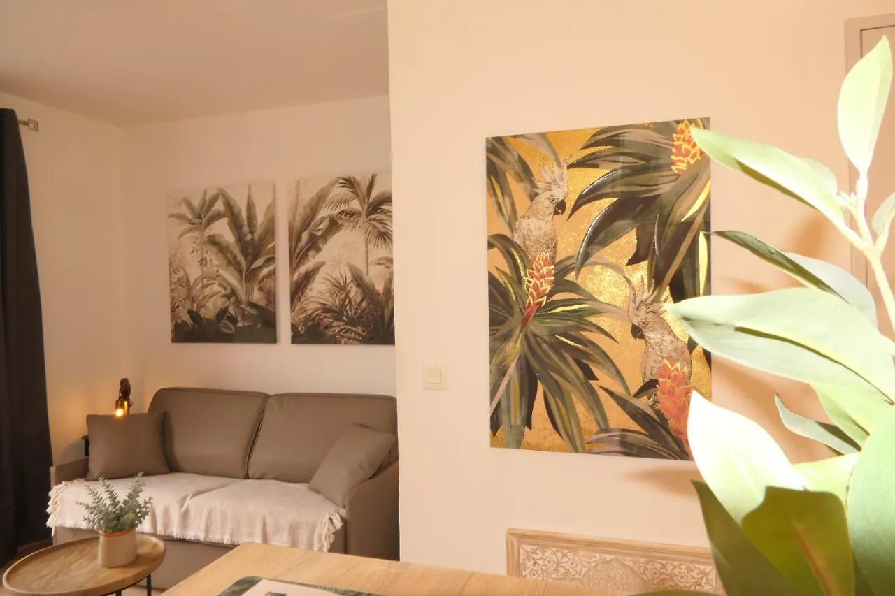 Apartment Studio Meuble En Face Du Golf Cote Piscine Mouans-Sartoux France